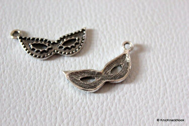 5 x Zinc Alloy Mask Pendants / Charms